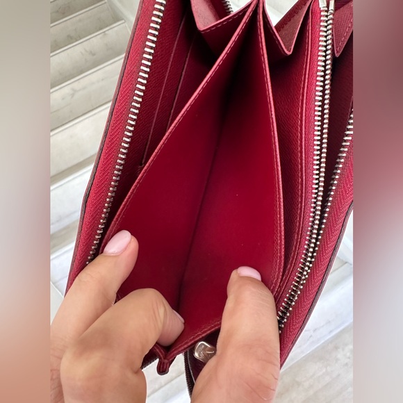 LOUIS VUITTON Red Epi Zippy Wallet - Picture 8 of 16